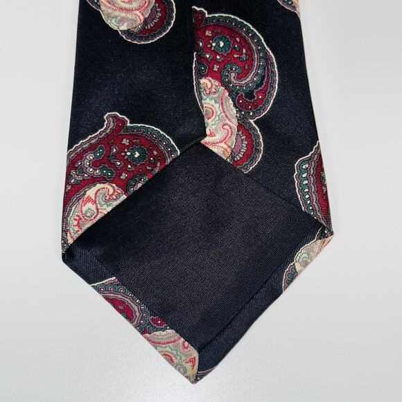 Stafford All Silk Tie Men’s Black Burgundy Paisley Print Made in USA Vintage - Picture 4 of 7